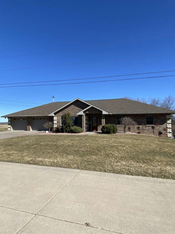 30785 WOODLAWN DR, BELLEVUE, IA 52031, photo 1 of 30