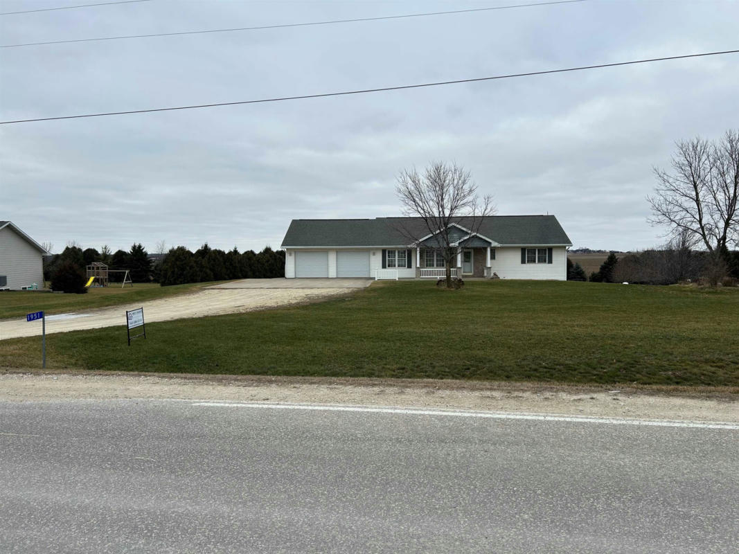 1951 162ND AVE, MANCHESTER, IA 52057, photo 1 of 10